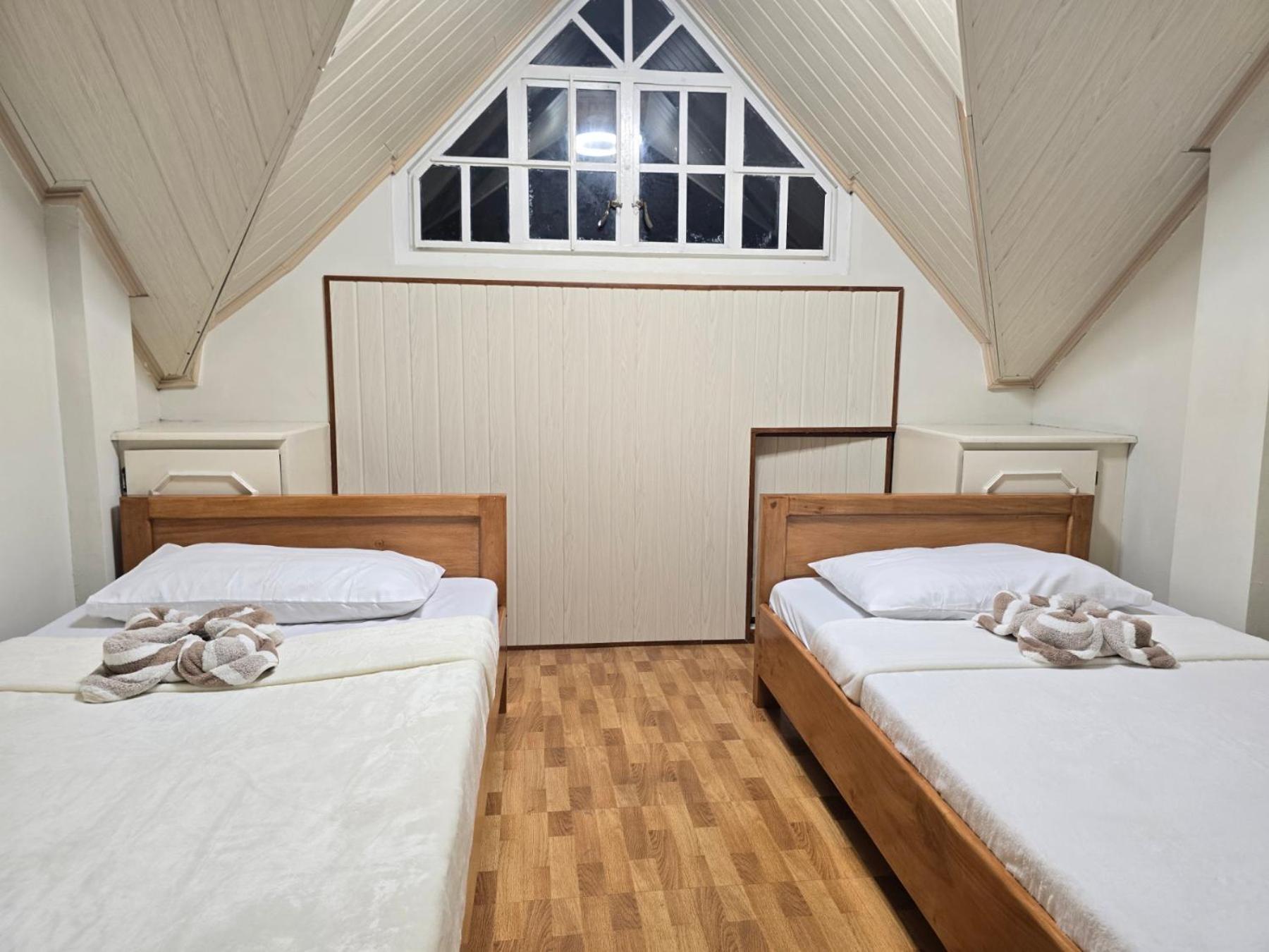 35 Amistad Guesthouse Baguio City Екстериор снимка